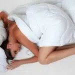 Best sleeping position tips | नींद लेना