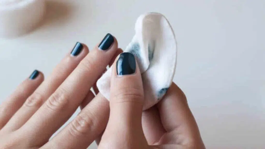 Nail Polish Removal: The Ultimate Guide to Achieve Perfectly Clean Nails