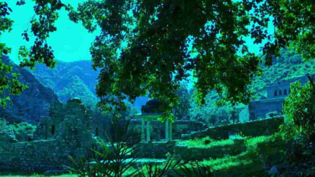 mysteries-behind-bhangarh-fort