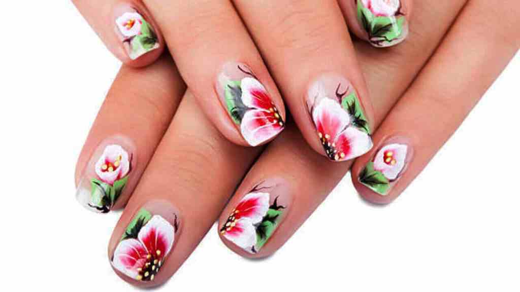 floral-nail-art-an-overview