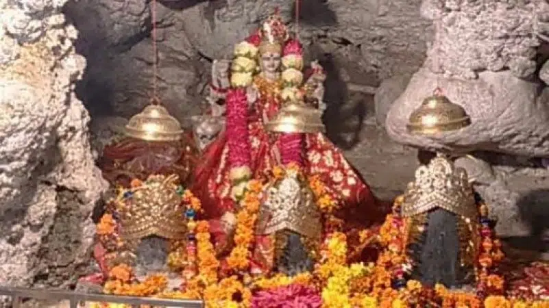 Mata Vaishno Devi Ke Darshan Ke Wallpaper for Mobile