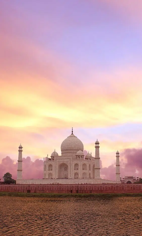 Taj Mahal Beautiful Sky Shoot Photos India