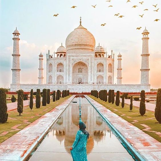 Photo of Taj Mahal Romantic Image Wallpaper