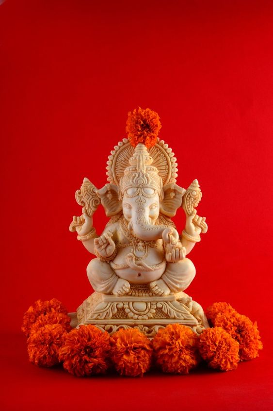 God Pillaiyar Vinayagar Image Wallpaper Download and Vinayagar Red Background