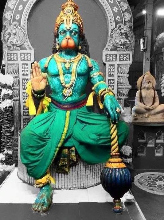 HD Pics of Bajrangbali Statue